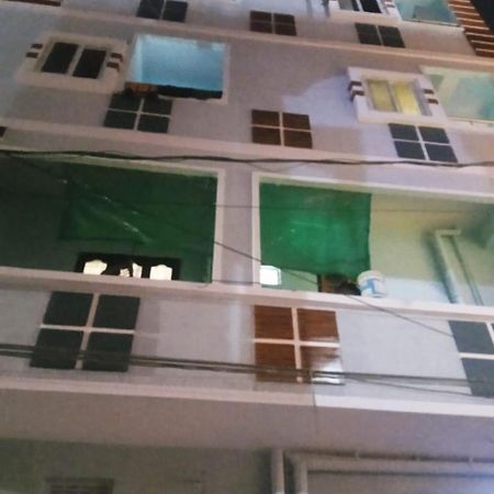 Dziire Service Apartment Hyderabad Exterior photo